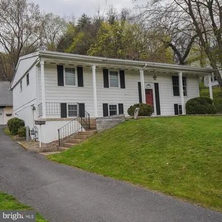 Buy this 4 bed house on 1108 Bedford Street in Cumberland, MD 21502
