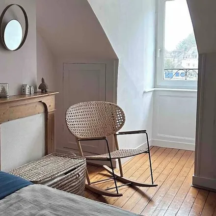 Rent this 2 bed apartment on 29000 Quimper