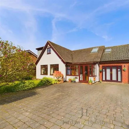 Buy this 5 bed house on Hobbit Hollows in Middle Lane, Frodsham