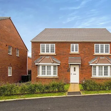 Buy this 5 bed house on unnamed road in Shrivenham, SN6 8FW