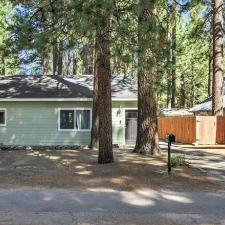 Image 3 - 883 Capistrano Avenue, Al Tahoe, South Lake Tahoe, CA 96150, USA - House for sale