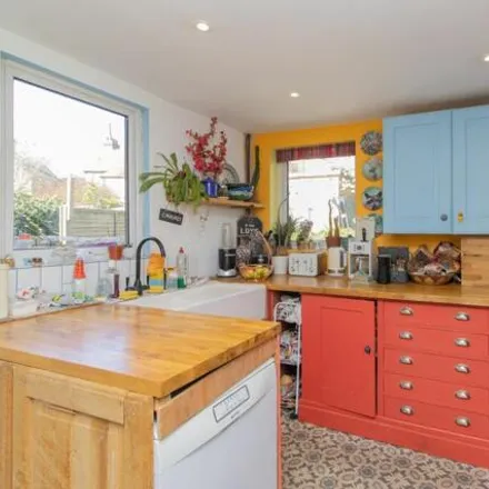 Image 3 - Fitzroy Avenue, East Cliftonville, Margate, CT9 2TX, United Kingdom - Townhouse for sale