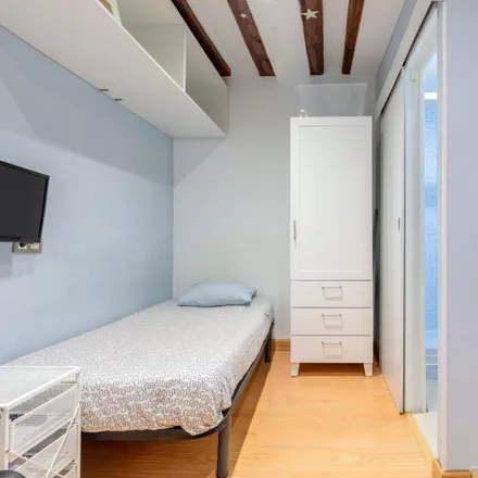 Image 3 - Calle del Amparo, 69, 28012 Madrid, Spain - Apartment for rent