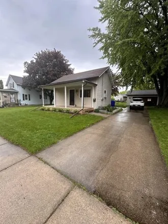 Buy this 2 bed house on 566 Green Street in Kaukauna, WI 54130
