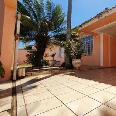 Buy this 5 bed house on Rua Gago Coutinho in Brasilia, Londrina - PR