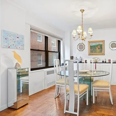 Image 3 - 425 East 54th Street, New York, NY 10022, USA - Apartment for sale