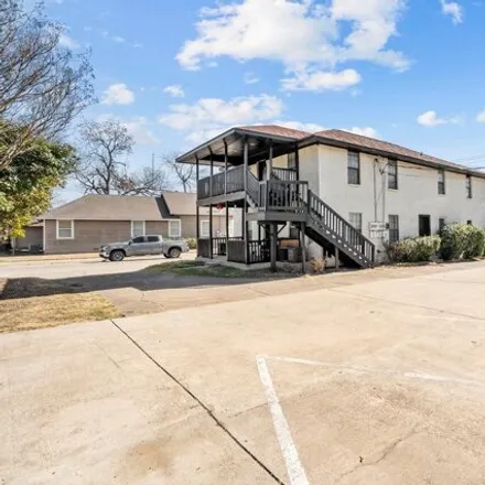 Rent this 2 bed house on North Crawford Street in Denton, TX 75008