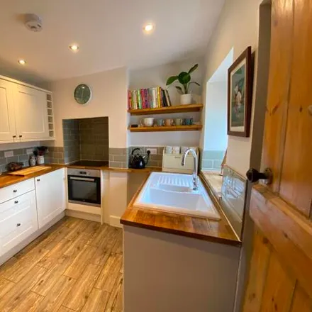 Image 7 - unnamed road, Ancaster, NG32 3SZ, United Kingdom - Townhouse for sale