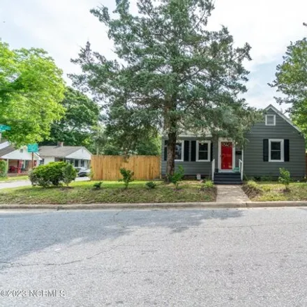 Buy this 3 bed house on 1587 West 4th Street in Greenville, NC 27834