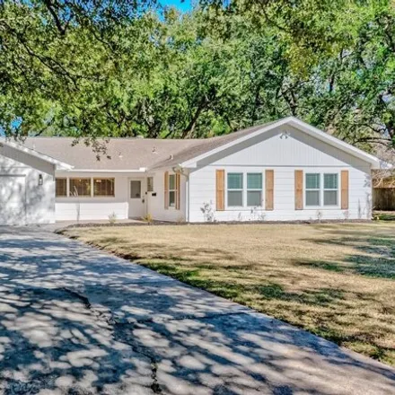 Buy this 3 bed house on unnamed road in Port Neches, TX 77651
