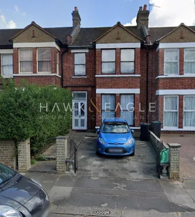 Rent this 4 bed townhouse on Seymour Gardens in London, IG1 3LL