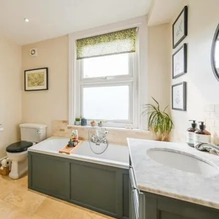 Image 4 - 18;20 Boxley Street, London, E16 2AN, United Kingdom - House for sale