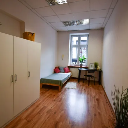 Rent this 5 bed apartment on Półwiejska 9 in 61-885 Poznan, Poland