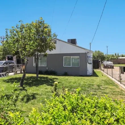 Buy this 3 bed house on 4218 Sweetwater Avenue in Sacramento County, CA 95820