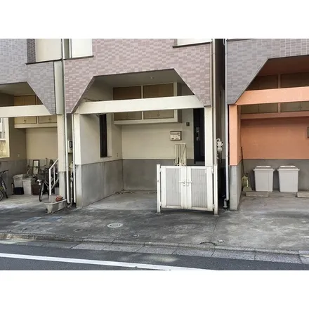 Rent this 4 bed apartment on unnamed road in Ikebukuro 2-chome, Toshima