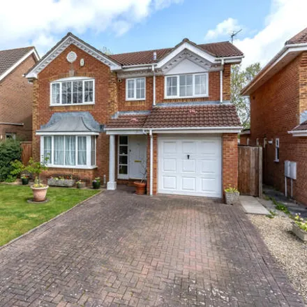 Buy this 4 bed house on 154 The Bluebells in Bradley Stoke, BS32 8BD