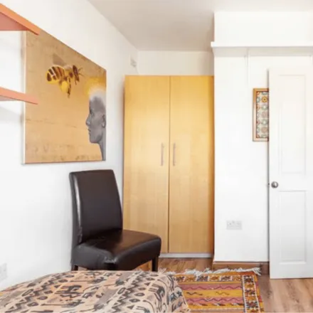 Image 2 - London, Hanwell, ENGLAND, GB - House for rent