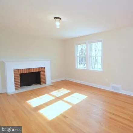 Image 4 - 2441 North McKinley Street, Arlington, VA 22207, USA - House for rent