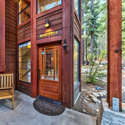 Image 2 - VLI Trail, Donner Lake Village, Truckee, CA, USA - House for sale