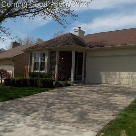 Buy this 3 bed house on 1588 Colony Drive in Rochester Hills, MI 48307