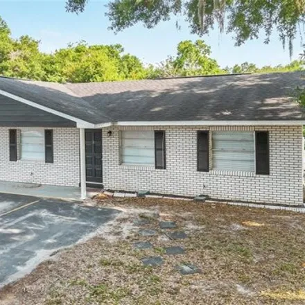 Buy this 6 bed house on 5764 E County Road 542 in Winter Haven, Florida