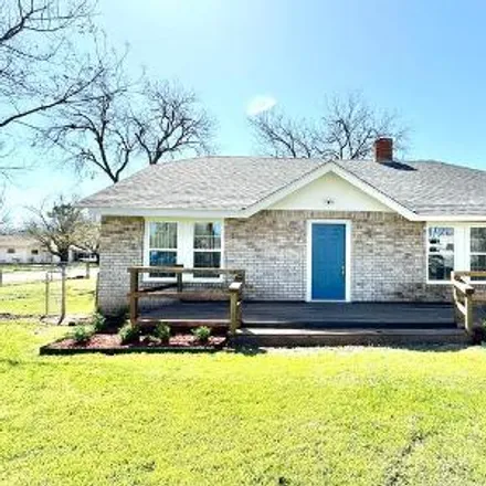 Buy this 3 bed house on 1255 South 10th Street in Merkel, TX 79536