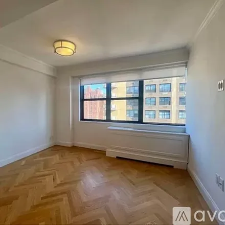 Image 3 - East 86th St, Unit 21RW - Apartment for rent