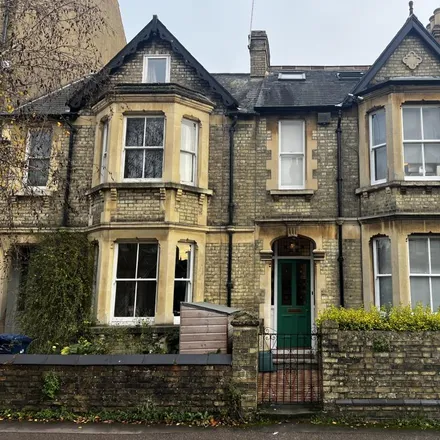 Rent this 6 bed house on Scott Fraser - Letting & Estate Agents in Evelyn Court, Oxford