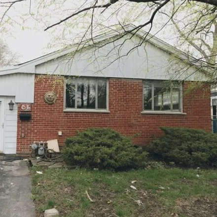 Buy this 2 bed house on 4550 Lilac Avenue in Northfield Woods, Glenview