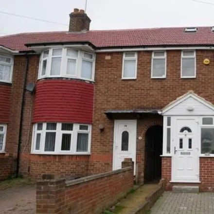 Rent this 4 bed townhouse on Carfax Road in London, UB3 4RB