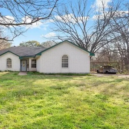 Buy this 3 bed house on 108 Indian Wls in Waco, Texas