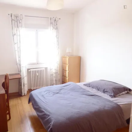 Rent this 1 bed apartment on Madrid in Bazar, Avenida de América