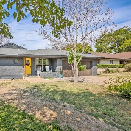 Rent this 3 bed house on 9734 Carnegie Drive in Reinhardt, Dallas