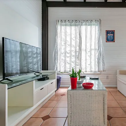 Rent this 2 bed house on Florianópolis in Santa Catarina, Brazil