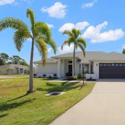Buy this 3 bed house on 1476 Roosevelt Drive in Sarasota County, FL 34293