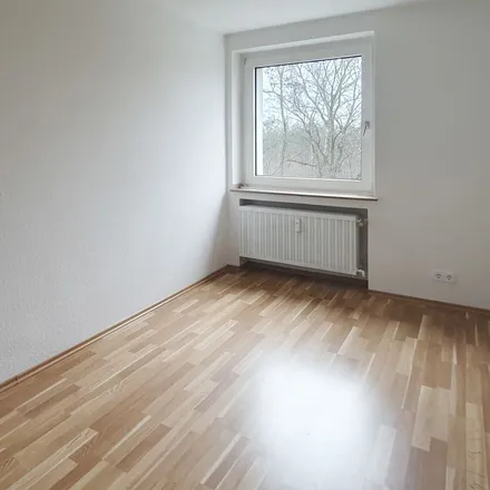 Rent this 3 bed apartment on Am alten Sportplatz 19 in 45770 Marl, Germany