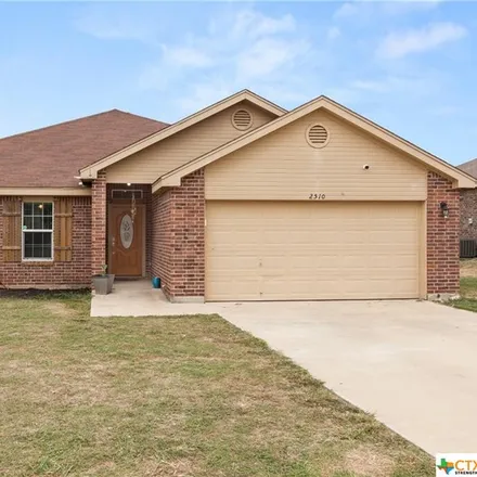 Buy this 5 bed house on 2510 Coal Oil Drive in Killeen, TX 76549
