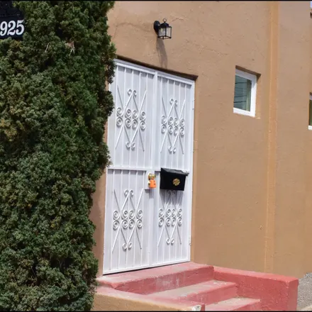 Image 5 - 3925 Mountain Avenue, El Paso, TX 79930, USA - House for rent