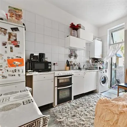 Image 2 - Bolton Road, London, NW10 4BG, United Kingdom - Apartment for sale