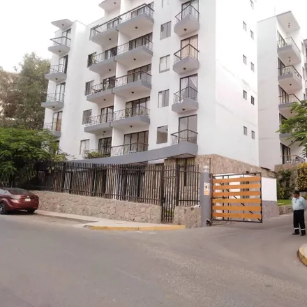 Image 5 - Avenida Central, Santiago de Surco, Lima Metropolitan Area 15023, Peru - Apartment for rent