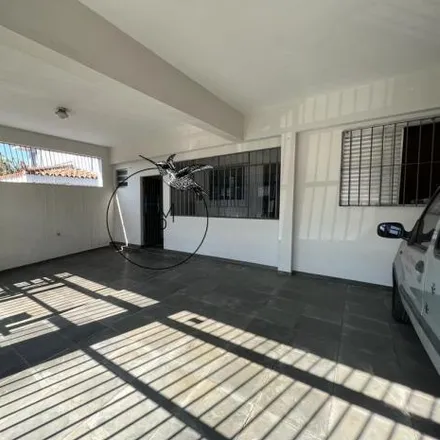 Buy this 6 bed house on unnamed road in Bairro da Matriz, Mauá - SP