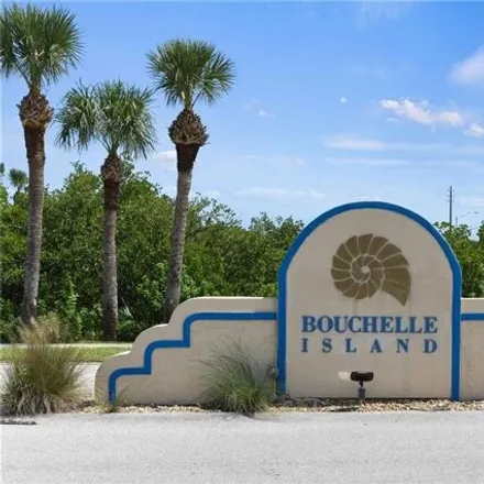 Image 1 - 446 Bouchelle Drive, New Smyrna Beach, FL 32169, USA - Condo for rent