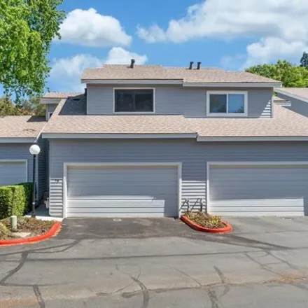 Buy this 2 bed house on 47-50 Milan Court in Roseville, CA 95678