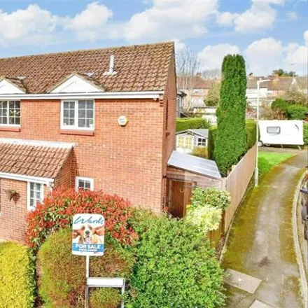 Buy this 4 bed house on Broadhurst Drive west end in Broadhurst Drive, Ashford