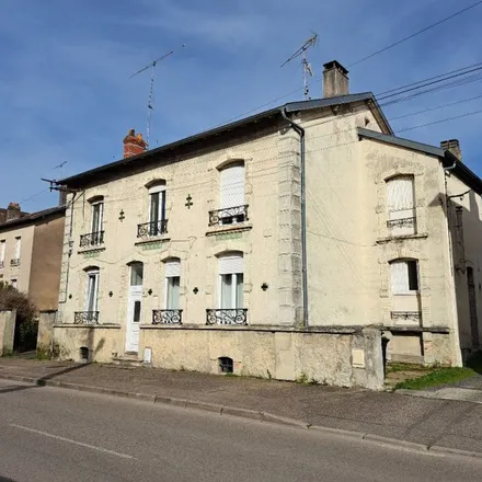Image 4 - 19 Rue des Écuries de Bourgogne, 54200 Toul, France - Apartment for rent