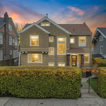Image 1 - 926 East Shelby Street, Seattle, WA 98102, USA - House for sale