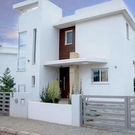 Buy this 2 bed house on Malthouse Beer n' Food in Protaras Avenue 16, 5296 Protaras