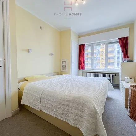 Rent this 3 bed apartment on Meerlaan 88 in 8300 Knokke-Heist, Belgium