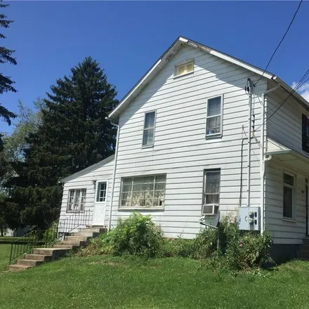 Image 2 - 214 Jefferson Street, Linesville, Crawford County, PA 16424, USA - House for sale