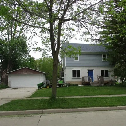 Buy this 3 bed house on 512 Prospect Avenue in Beaver Dam, WI 53916